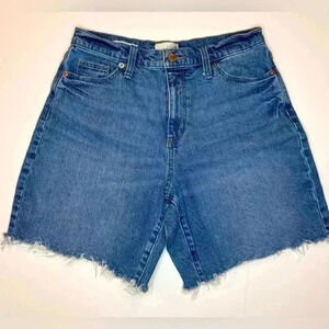 Universal Thread Women Size 6/28 R Blue   Vintage Bermuda Jean Shorts